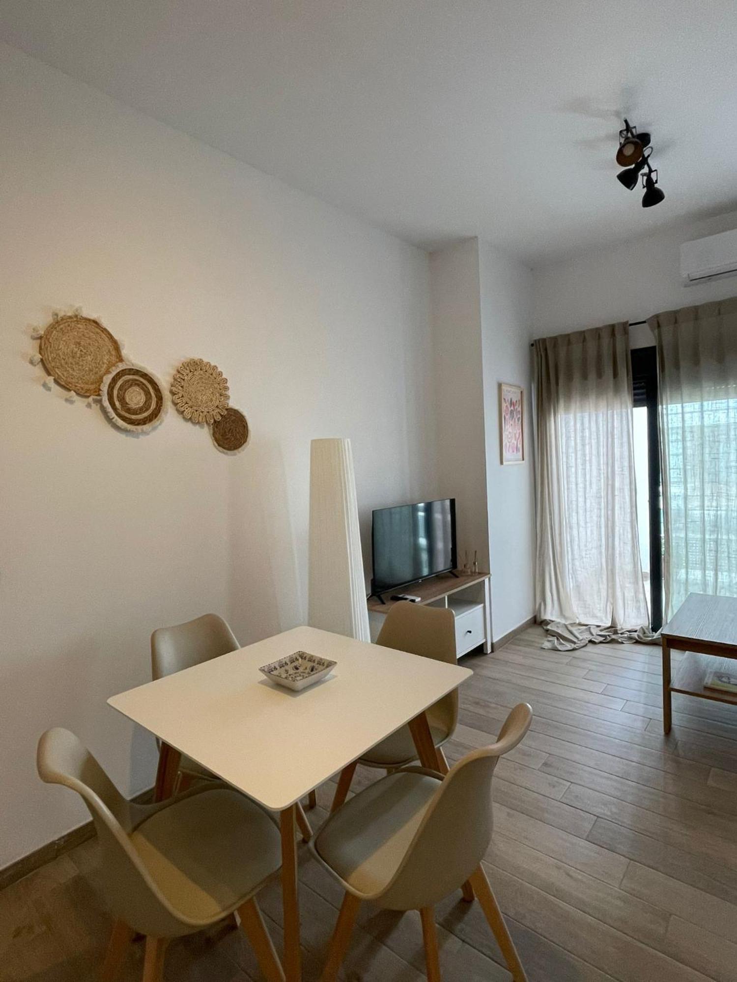 Apartamentos Matilda Conil De La Frontera Exterior foto